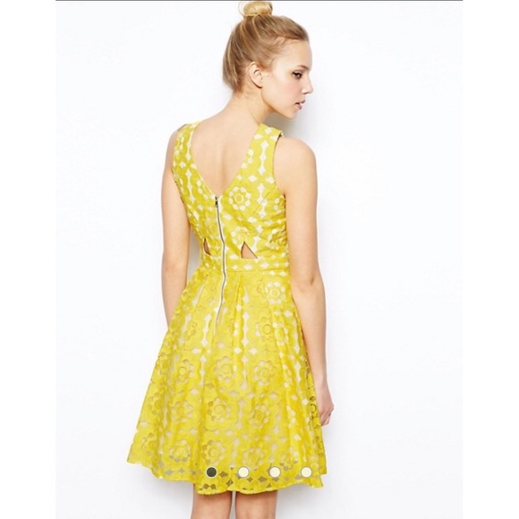 ASOS River Island Floral Cut Out Dress - Picture 2 of 5